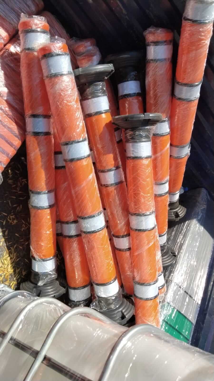 bolardos color naranja